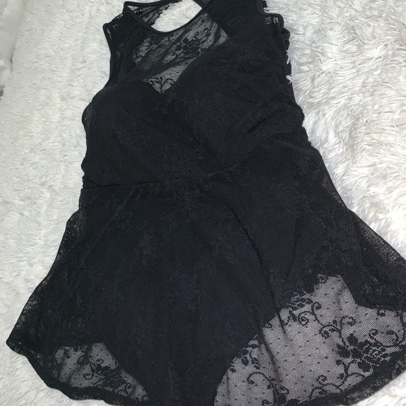 Torrid LACE PUSH-UP STRAPLESS SHAPING Swimsuit - Picture 4 of 5